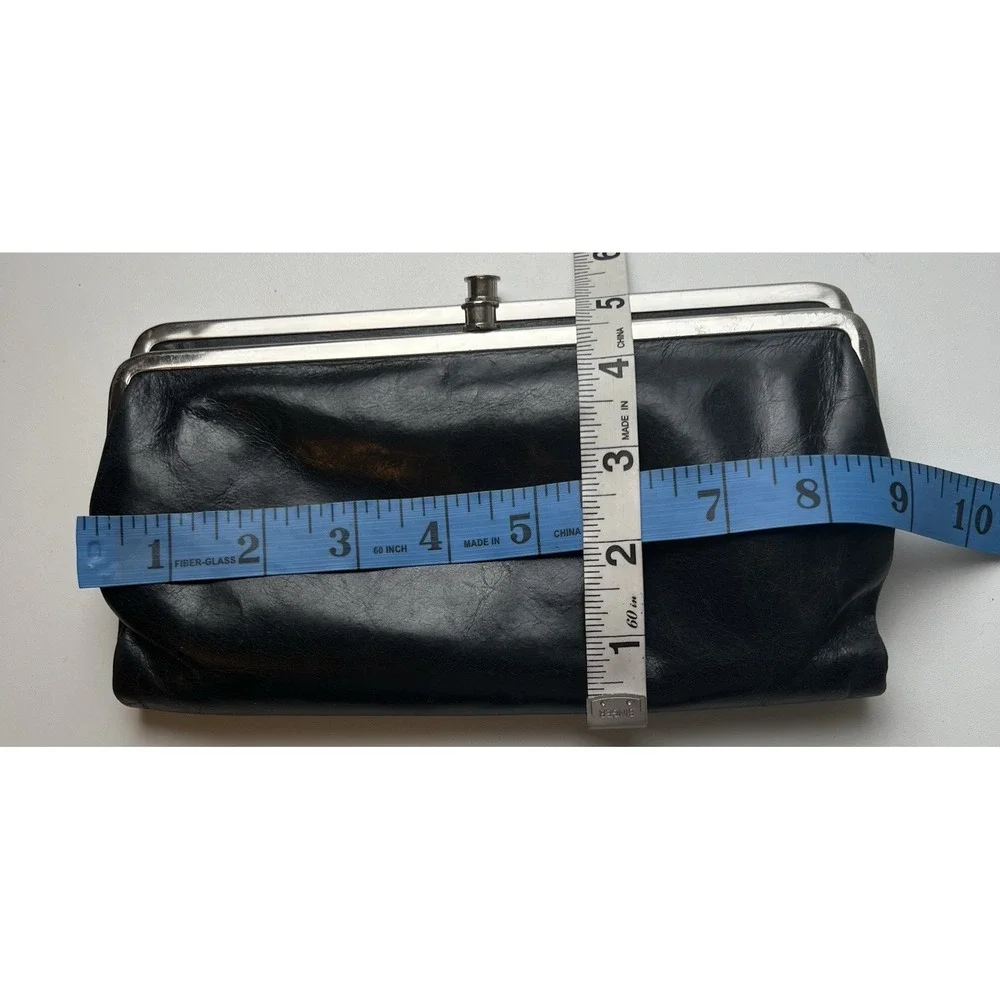 Hobo International Lauren Leather Clutch/Wallet Black Bifold Magnetic 9